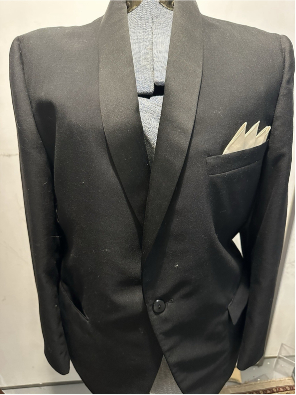 Delfino New York Men's Black Tuxedo Suit Jacket & Trousers Set Size Black Formal